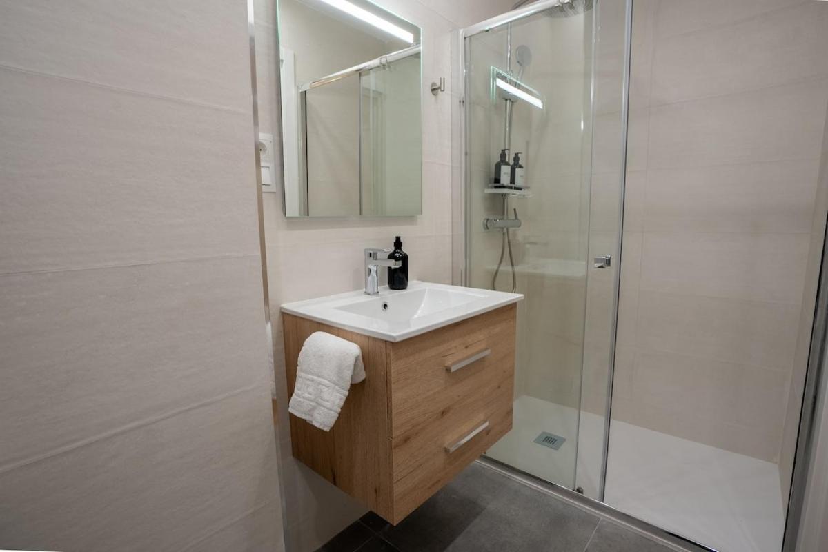 Soho Art Experience Apartment มาลากา ภายนอก รูปภาพ